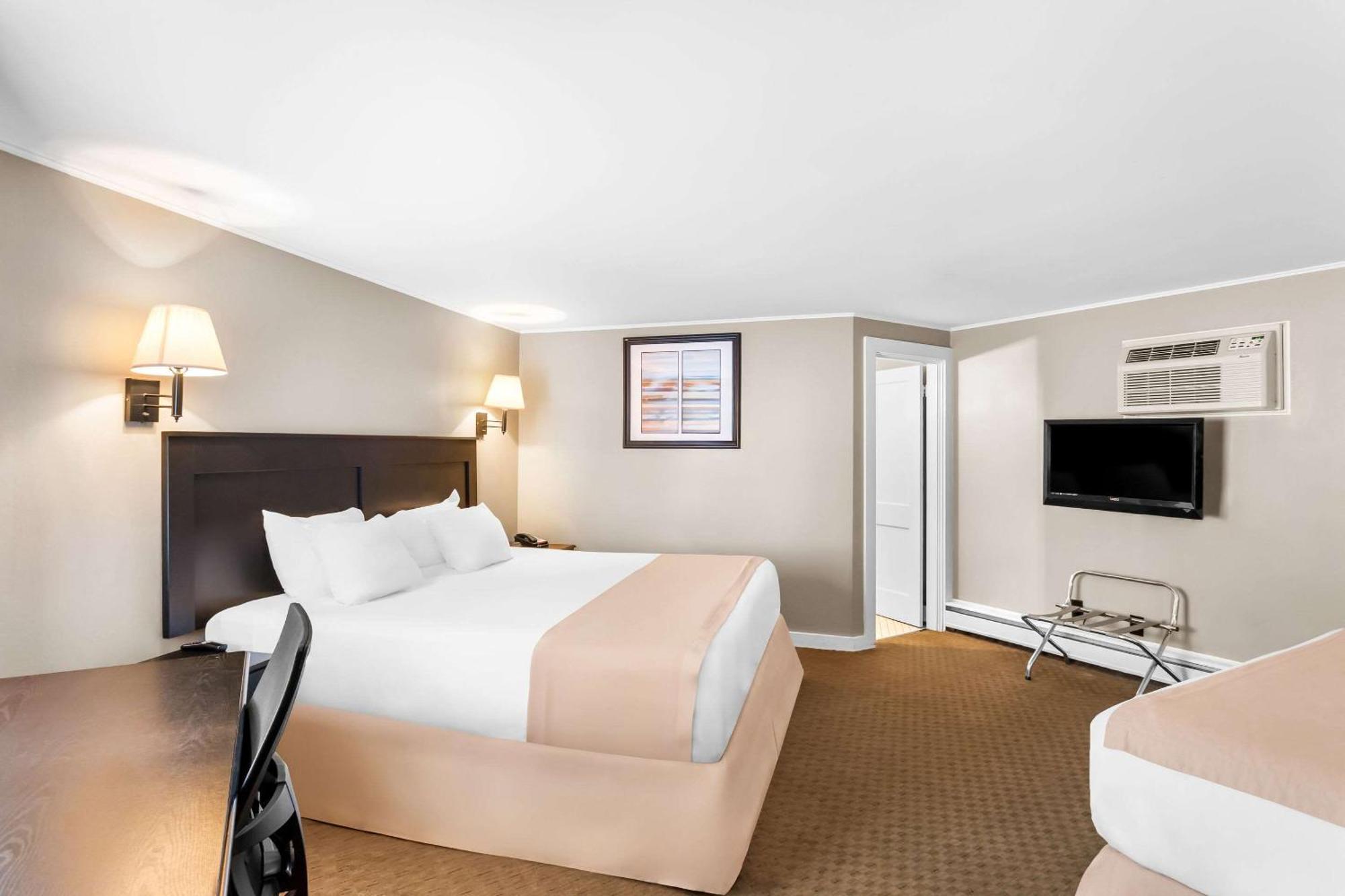 גורהאם Rodeway Inn מראה חיצוני תמונה