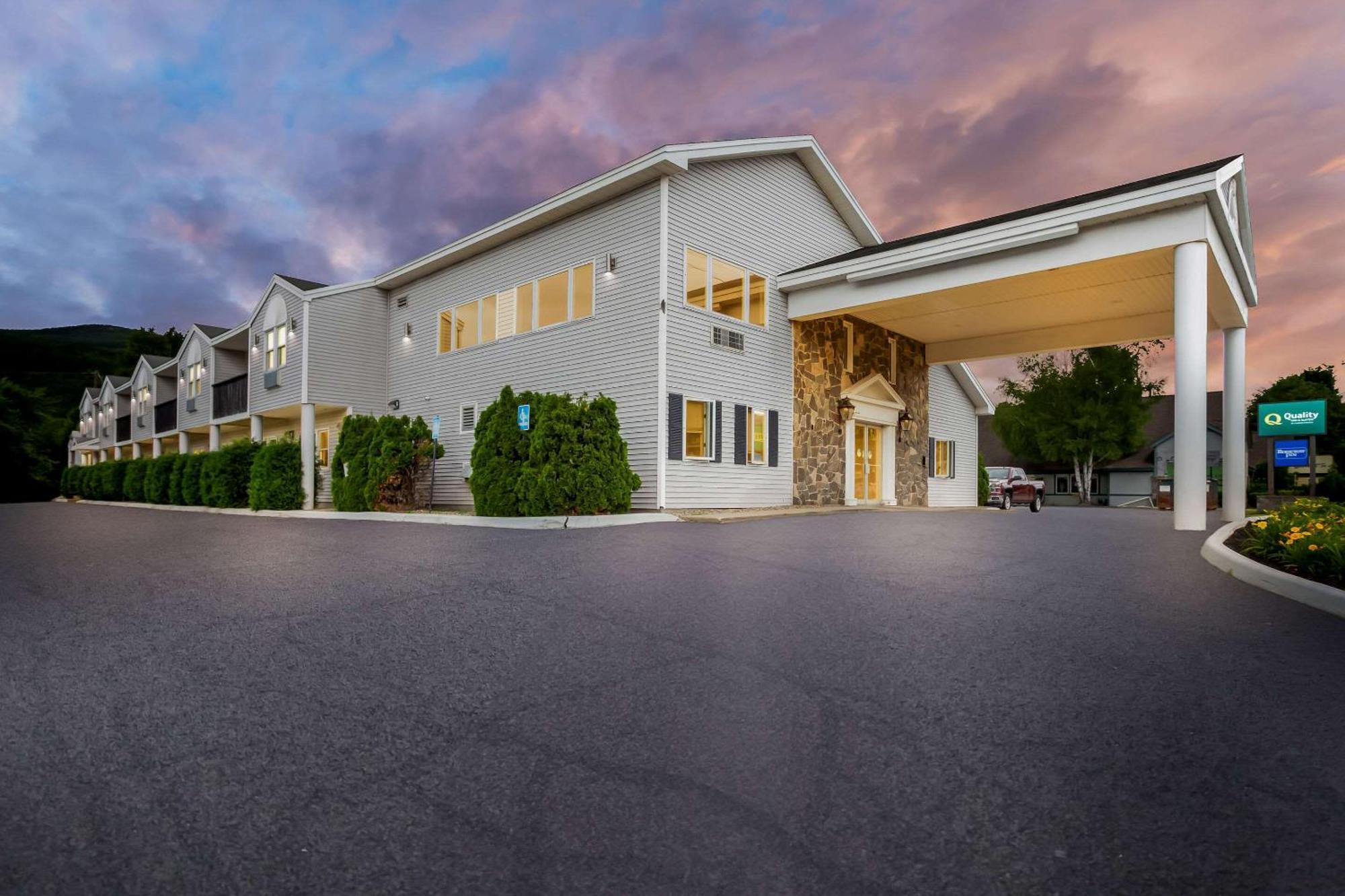 גורהאם Rodeway Inn מראה חיצוני תמונה